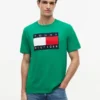 T-shirt med stort flaggmärke T-shirt med stort flaggmärke
