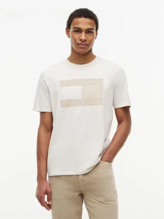 T-shirt med ton-i-ton-flagga