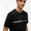 T-shirt med ton-i-ton-flagga T-shirt med ton-i-ton-flagga