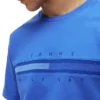 T-shirt med ton-i-ton-flagga
