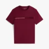 T-shirt med ton-i-ton-flagga T-shirt med ton-i-ton-flagga