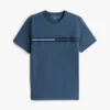 T-shirt med ton-i-ton-flagga