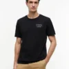 T-shirt med vågigt flaggmönster på ryggen T-shirt med vågigt flaggmönster på ryggen