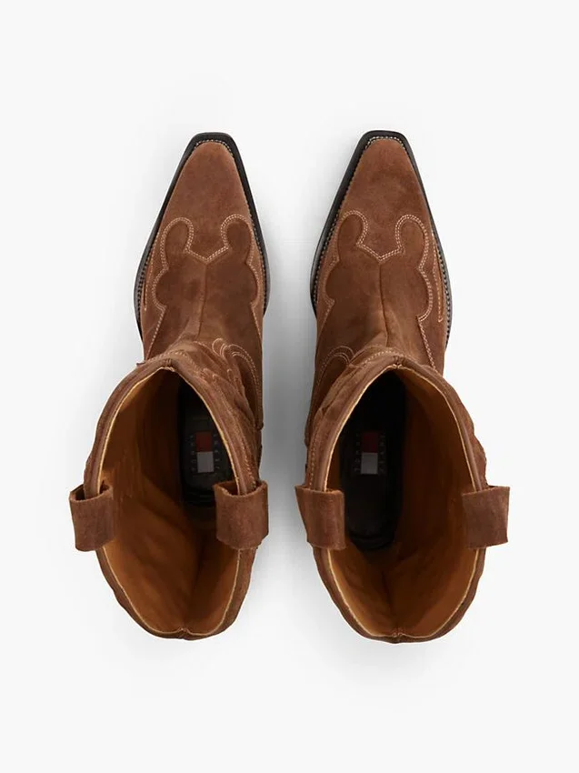 Tommy Jeans cowboystövlar i mocka Tommy Jeans cowboystövlar i mocka