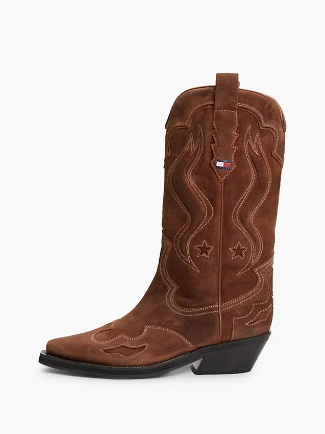 Tommy Jeans cowboystövlar i mocka Tommy Jeans cowboystövlar i mocka