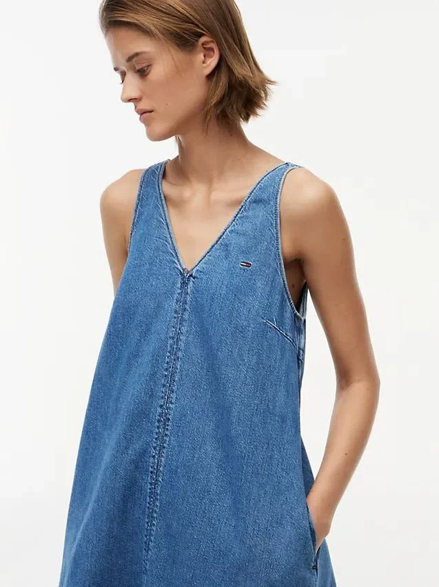Tommy Jeans miniklänning i denim Tommy Jeans miniklänning i denim