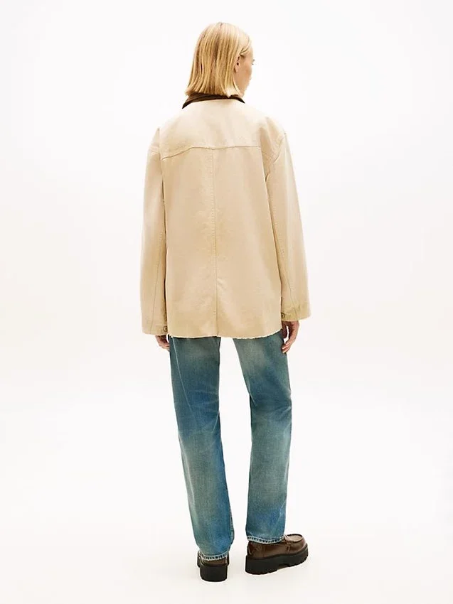 Tommy Jeans Oversized Barn Jacket Tommy Jeans Oversized Barn Jacket