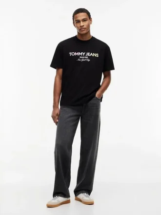 Tommy Jeans T-shirt med gradientlogotyp Tommy Jeans T-shirt med gradientlogotyp