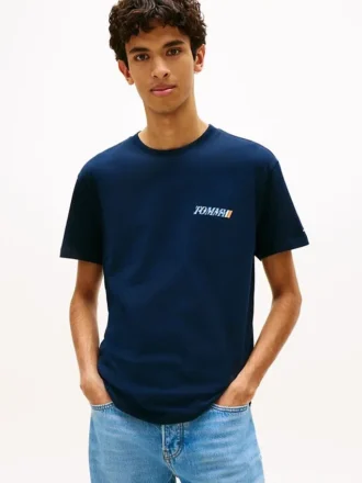 Tommy Jeans T-shirt med logo på ryggen