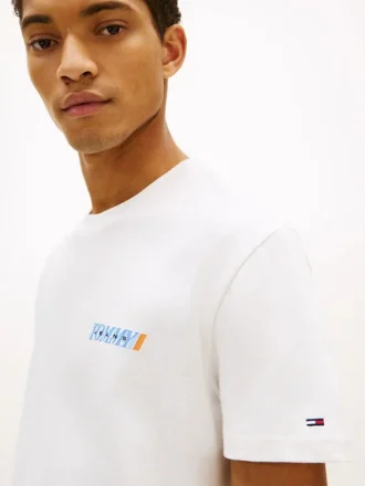 Tommy Jeans T-shirt med logo på ryggen