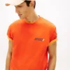 Tommy Jeans T-shirt med logo på ryggen Tommy Jeans T-shirt med logo på ryggen
