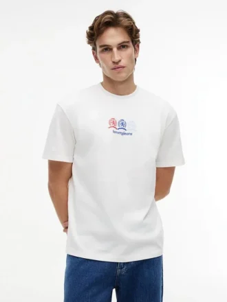 Tommy Jeans T-shirt med Multi-Crest-logotyp