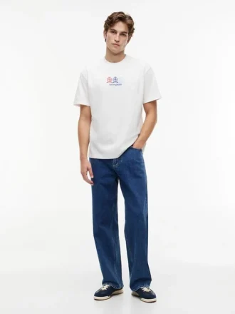 Tommy Jeans T-shirt med Multi-Crest-logotyp