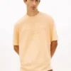 Tommy Jeans T-shirt med slitet logo