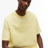 Tommy Jeans T-shirt med slitet logo Tommy Jeans T-shirt med slitet logo