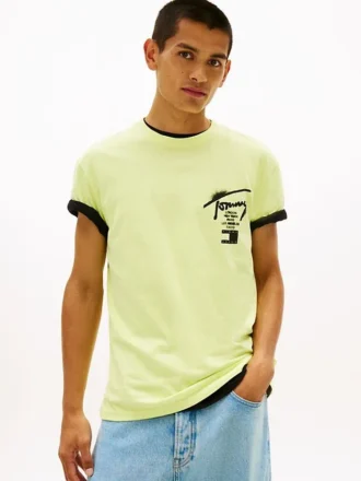 Tommy Jeans T-shirt med sprayfärglogotyp