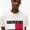 Tommy Jeans T-shirt med stort flagglogo Tommy Jeans T-shirt med stort flagglogo