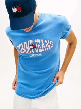 Tommy Jeans T-shirt med vågigt flaggmönster