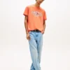 Tommy Jeans T-shirt med vågigt flaggmönster Tommy Jeans T-shirt med vågigt flaggmönster