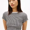 Tommy Jeans T-shirt med volangkant Tommy Jeans T-shirt med volangkant