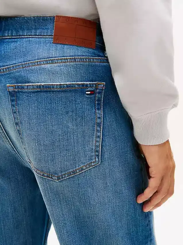 Tommy Jeans Tapered Straight Jean Tommy Jeans Tapered Straight Jean