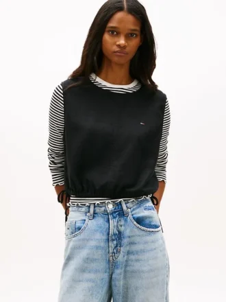 Tommy Jeans topp i linneblandning med knytband i sidan
