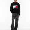 Tommy Jeans tröja med flagglogo och rund hals Tommy Jeans tröja med flagglogo och rund hals