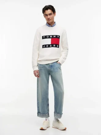 Tommy Jeans tröja med flagglogo och rund hals