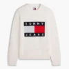 Tommy Jeans tröja med flagglogo och rund hals Tommy Jeans tröja med flagglogo och rund hals