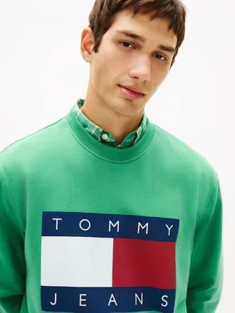 Tommy Jeans-tröja med stort flaggmärke