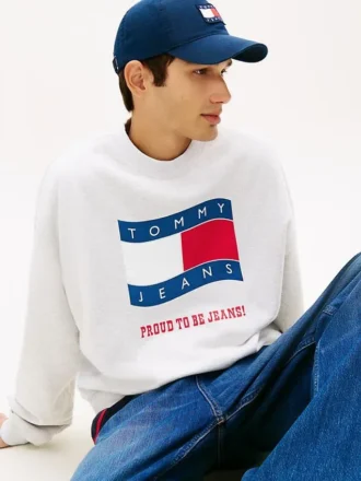 Tommy Jeans-tröja med vågigt flaggmönster