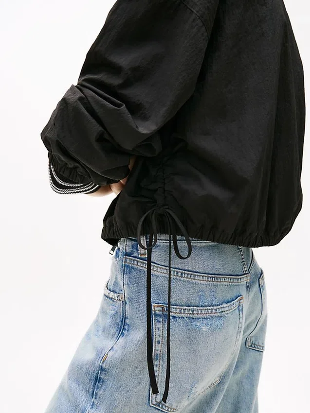 Tommy Jeans vattenavvisande jacka med dragkedja Tommy Jeans vattenavvisande jacka med dragkedja