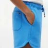 Tonal flagglogotyp-sweatshorts för barn Tonal flagglogotyp-sweatshorts för barn