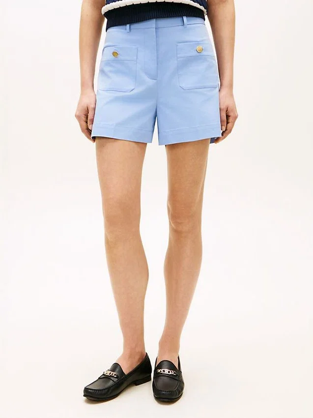 Twillshorts med guldknappar och fickor Twillshorts med guldknappar och fickor