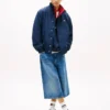 Vattenavvisande jacka med Tommy Jeans-logotyp Vattenavvisande jacka med Tommy Jeans-logotyp